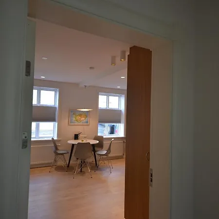 Next Bergstadastræti * Reykjavík
