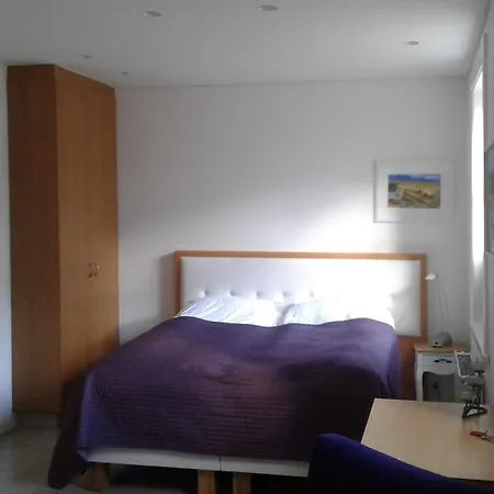Apartment Next Bergstadastræti Reykjavík